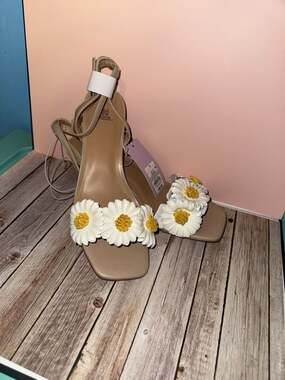 Wild Fable Women's Daisy Embellished Strappy Kitten Heels
